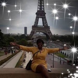 Meet your Posher, Helen